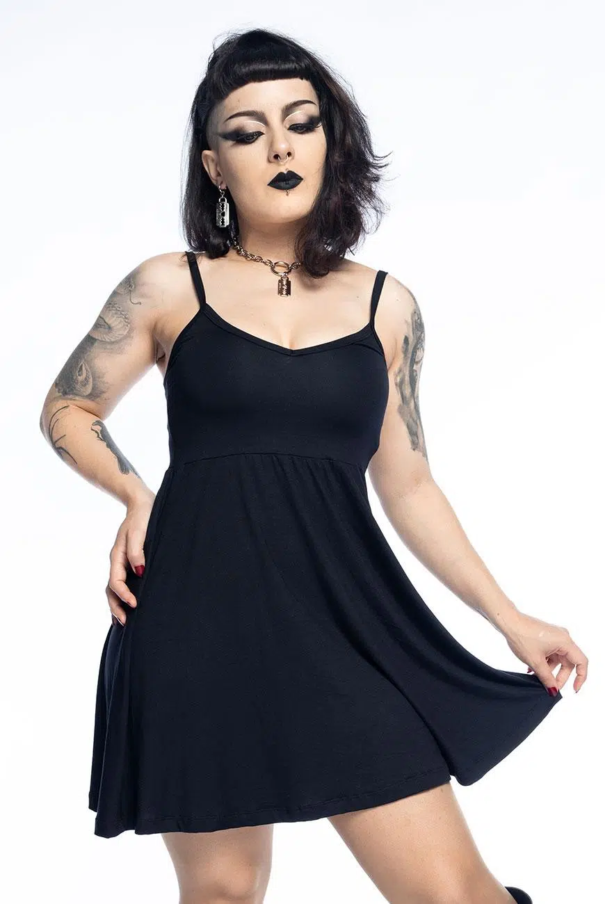 087b79b1b4491fca7a300d6d4281c942-1-1.jpg Vestido Alcinha Reversa Basics - Imagem 1