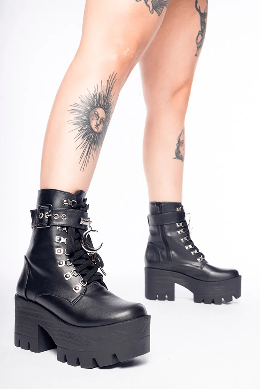 bota-coturno-moon-pride-alta-0.png Bota Coturno Moon Pride Alta - Imagem 1