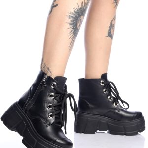 Bota Coturno New Priest