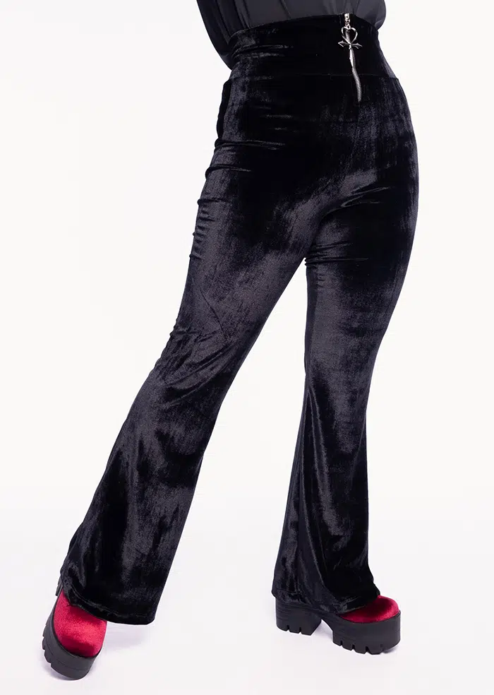 calca_flare_veludo_noir_00.jpg Calça Flare Veludo Noir - Imagem 1