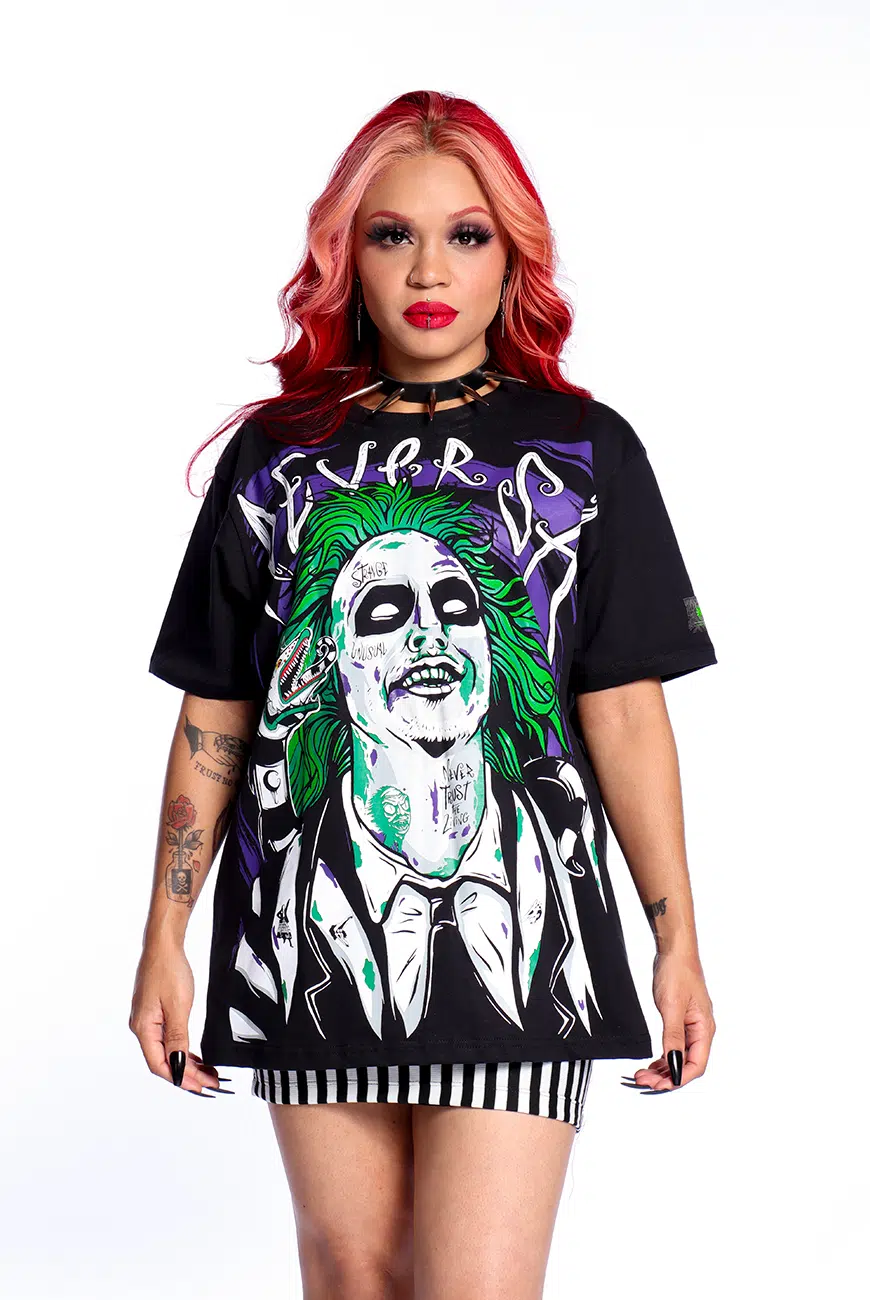 camiseta-unissex-oversized-beetlejuice-00 Camiseta Unissex Oversized Besouro Suco - Imagem 1