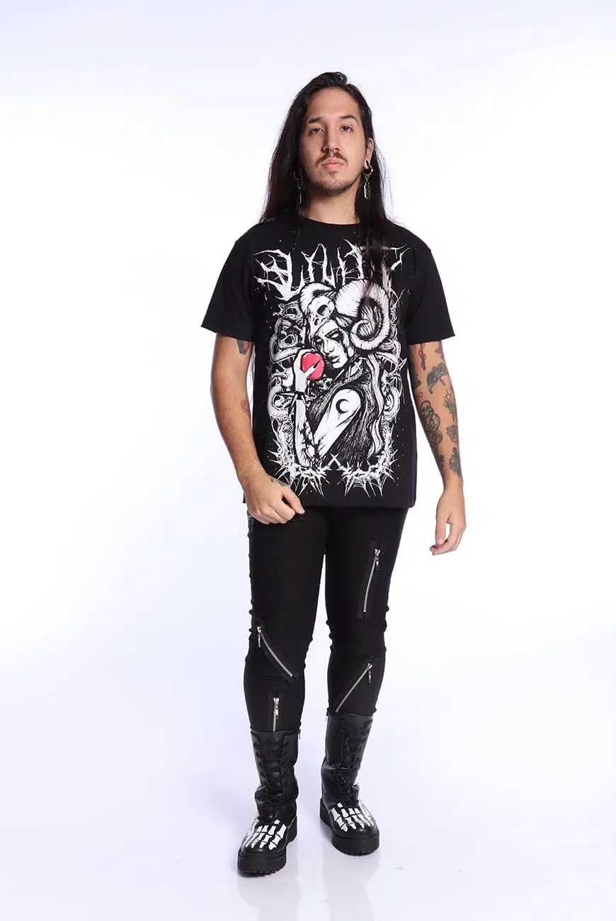 Camiseta Unissex Oversized Lilith - Imagem 5