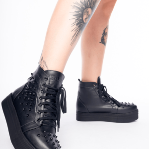 Tênis Vegano Spikes Riot Black