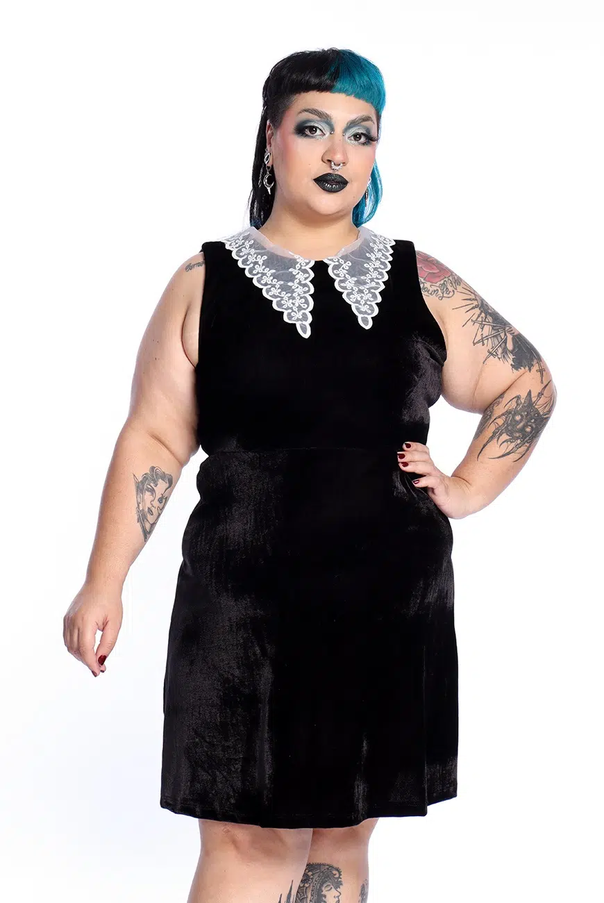 Vestido Veludo Preto Gola Weird - Imagem 3