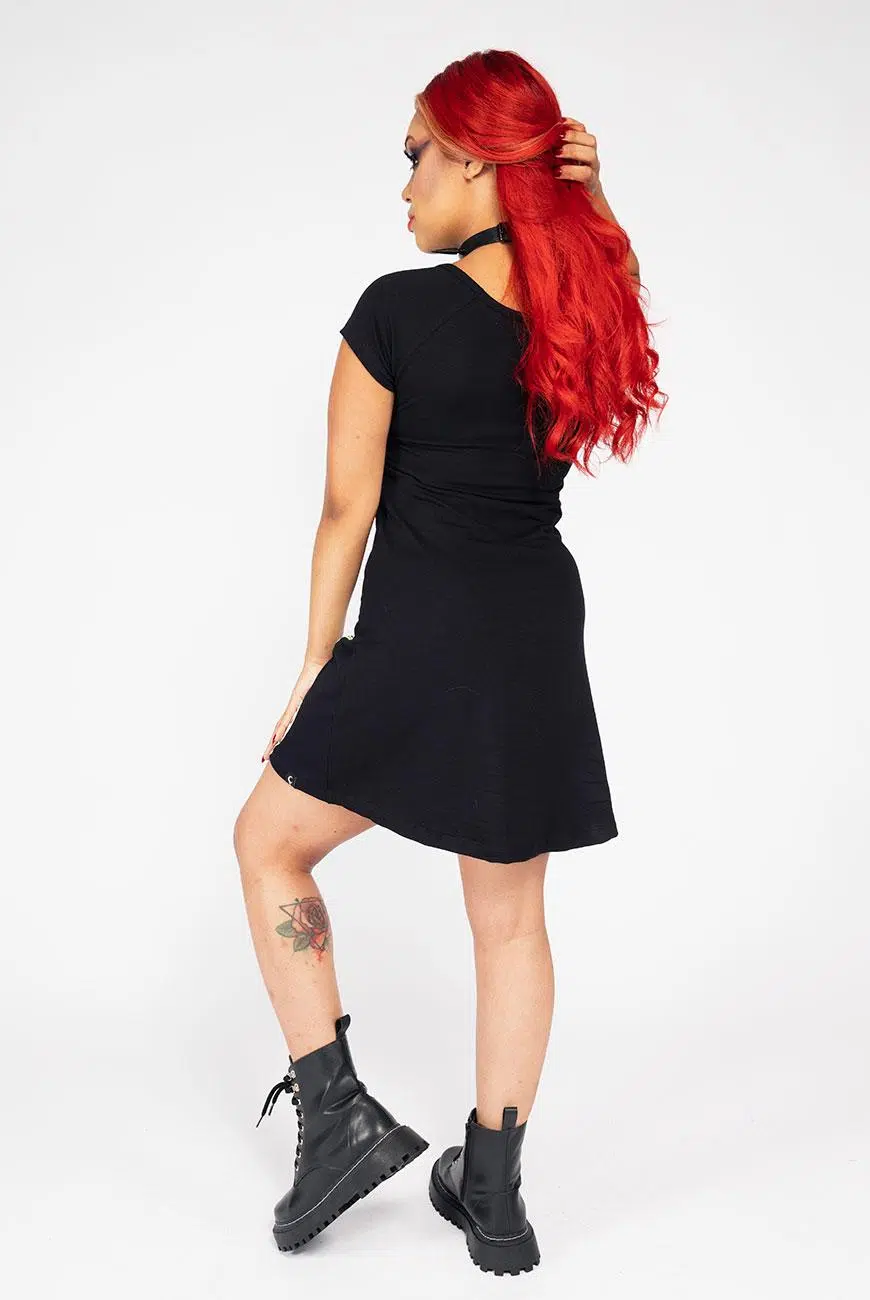 Vestido Evasê Esqueleto Brilha no Escuro - Imagem 9