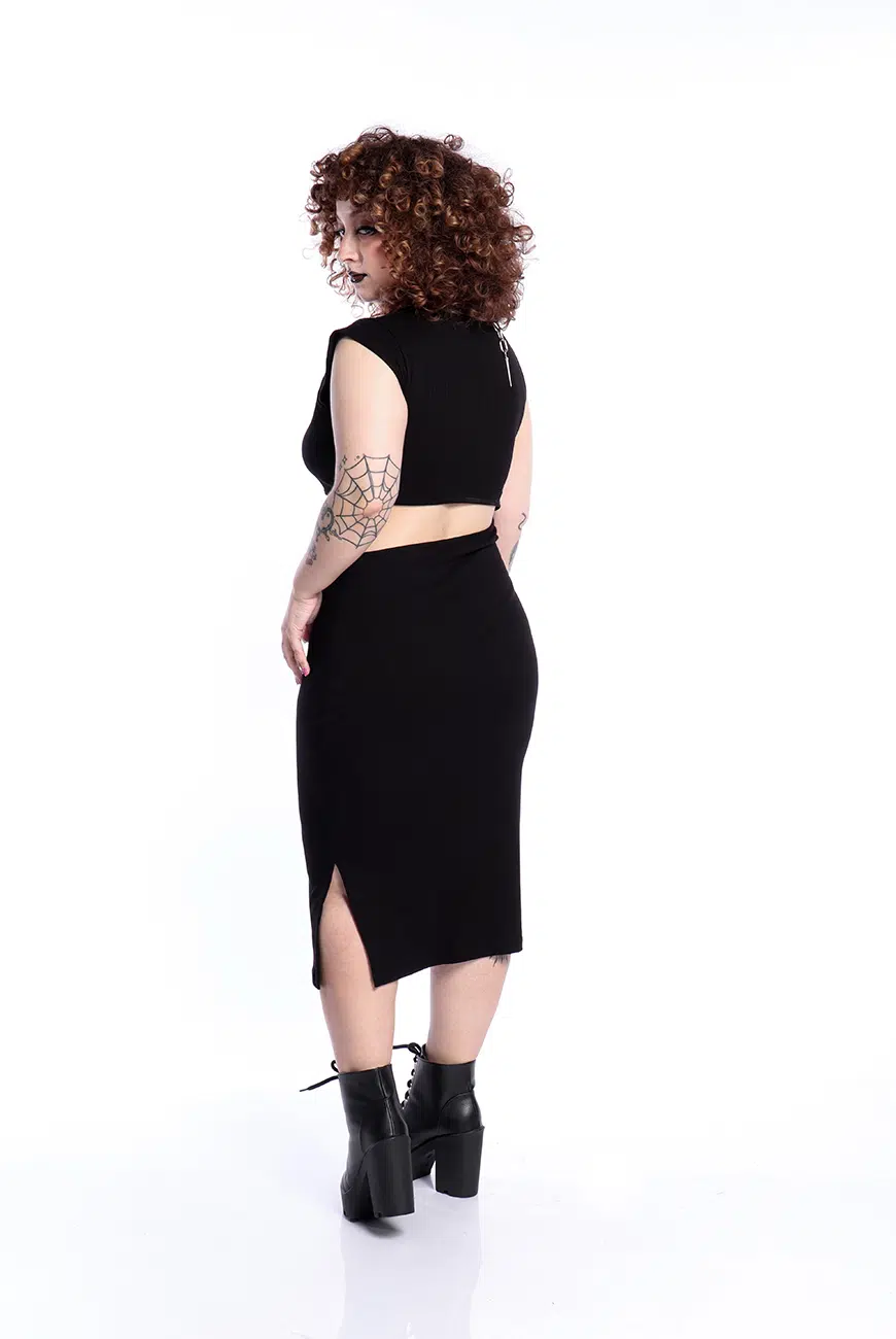 Vestido Canelado Preto Recortes Slasher - Imagem 6