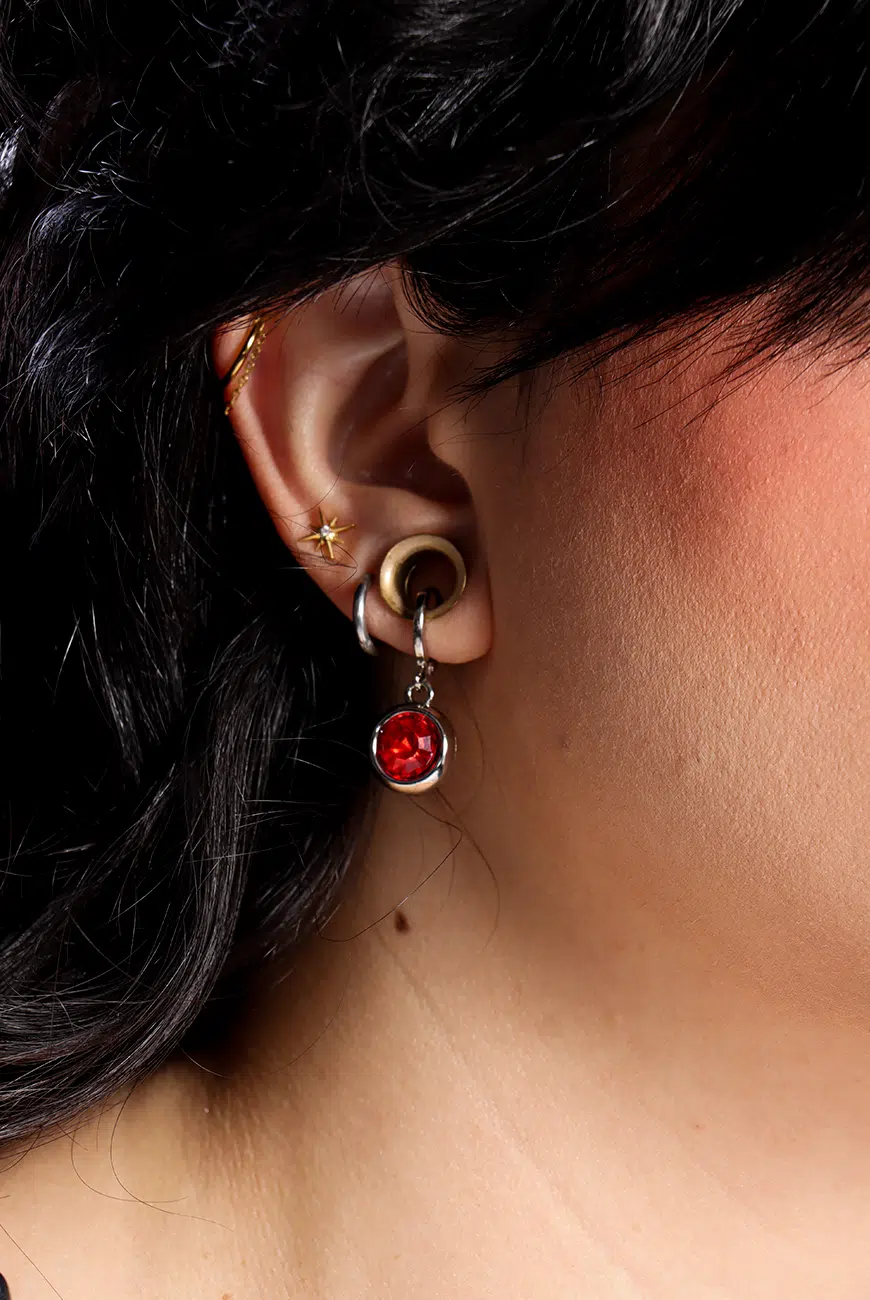 brinco-blood-drop-00 Brinco Blood Drop - Imagem 1