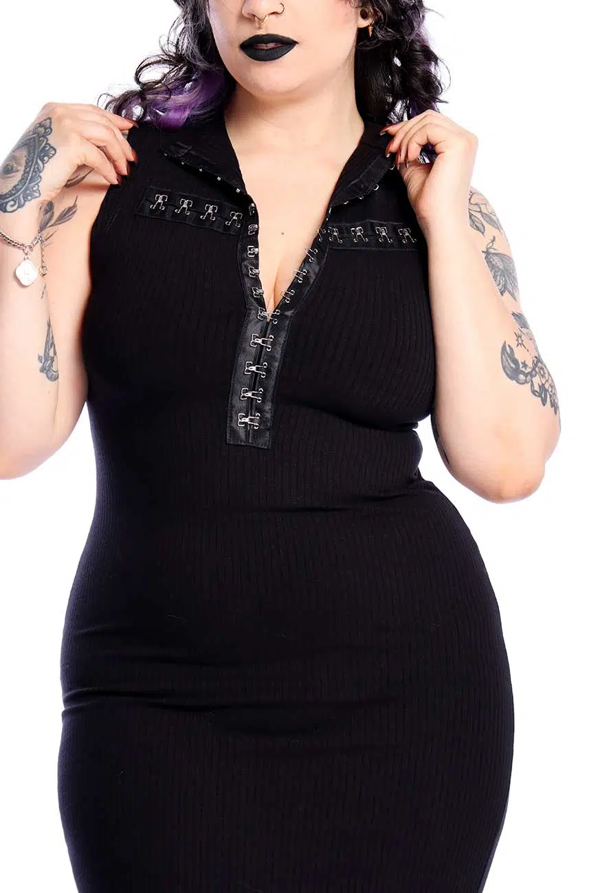 Vestido Canelado Justo Crucify - Imagem 10
