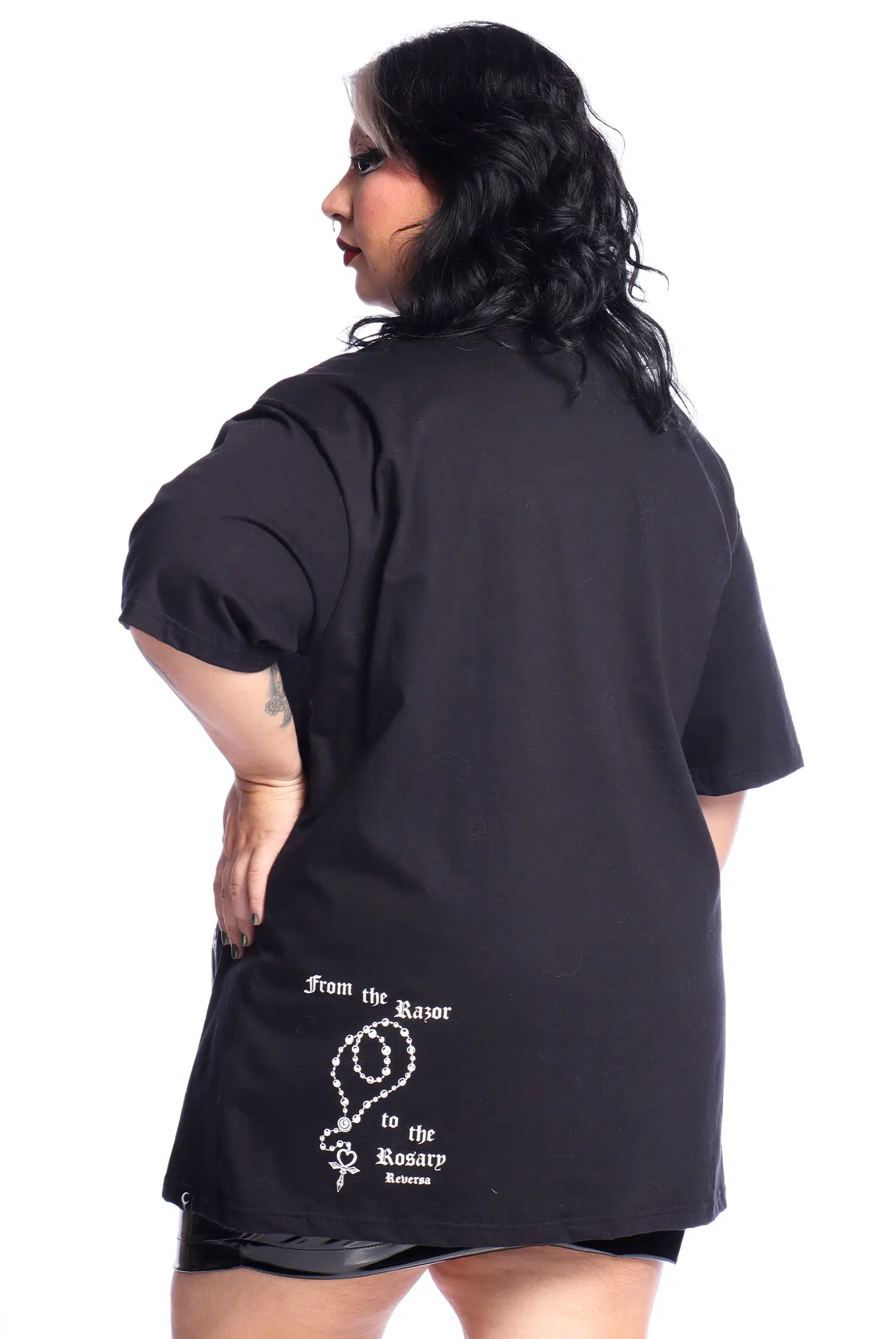 Camiseta Unissex Oversized Lady Of Sorrows - Imagem 8