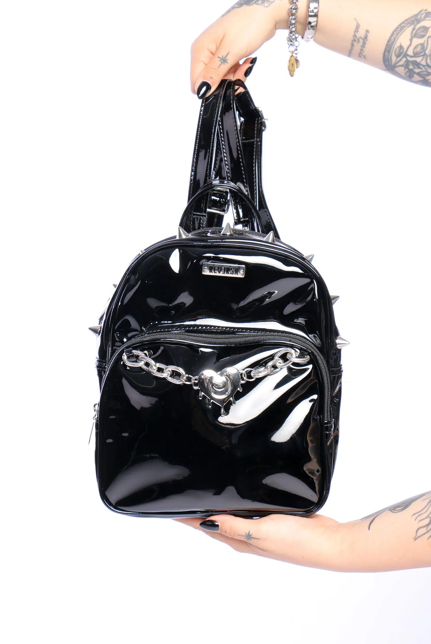 Mochila Spikes Verniz Preta MariMoon - Imagem 1