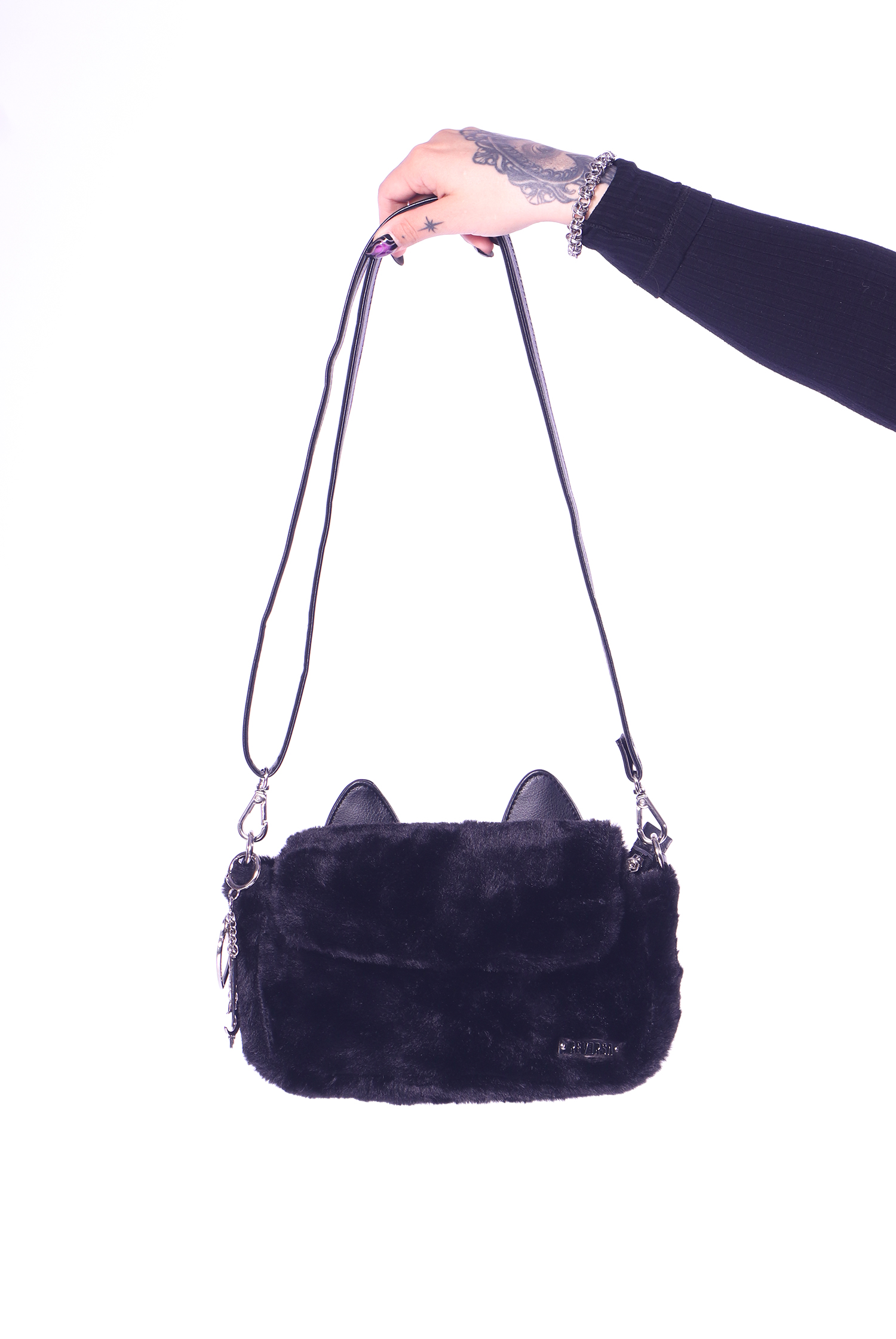 bolsa-baguete-pelucia-bad-kitty-00 Bolsa Baguete Pelúcia Bad Kitty - Imagem 1