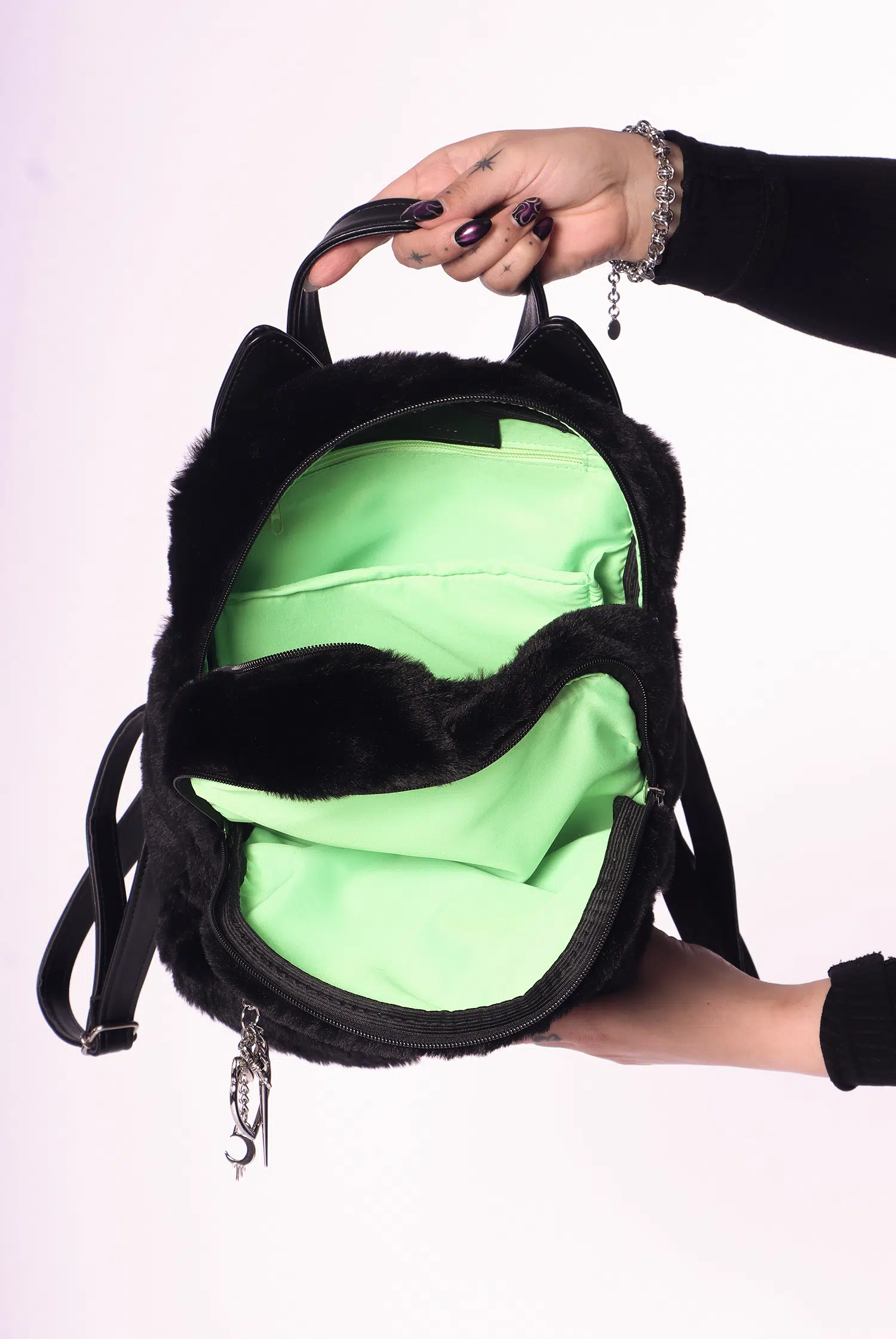 Mochila Pelúcia Bad Kitty - Imagem 5