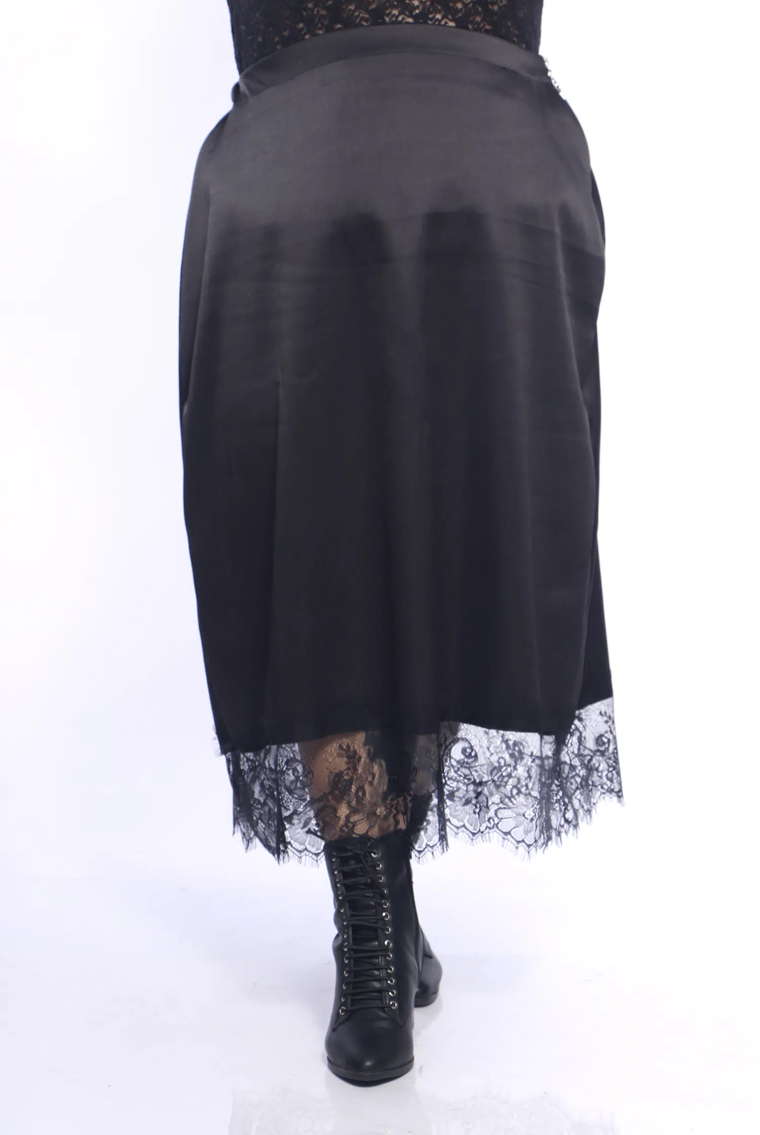 Saia Reta Acetinada Renda Mourning - Imagem 3